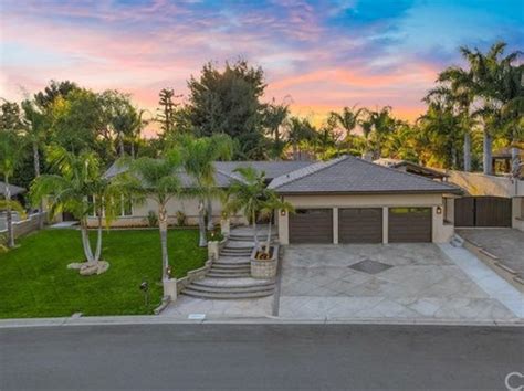 homes for sale in villa park ca.